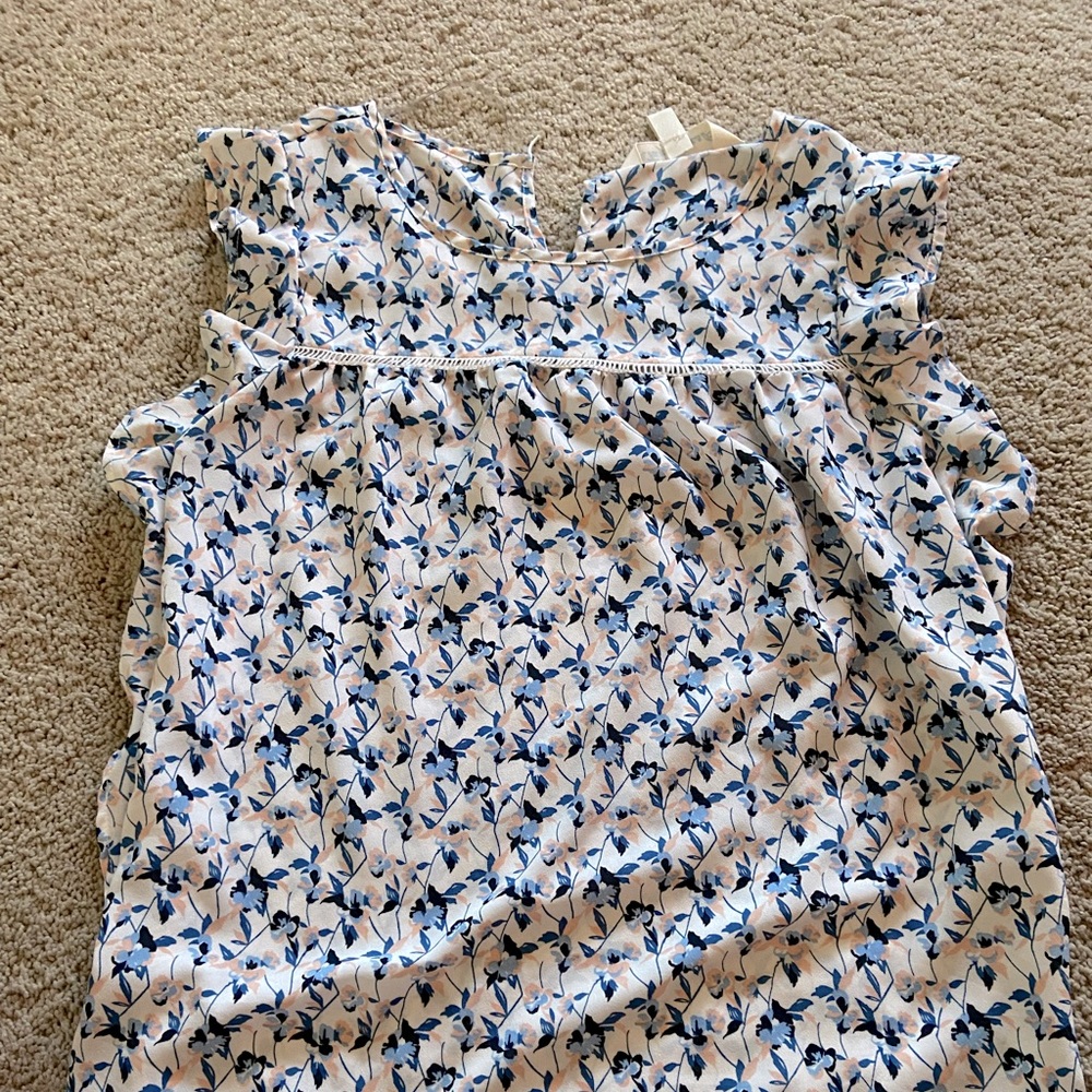 Floral top